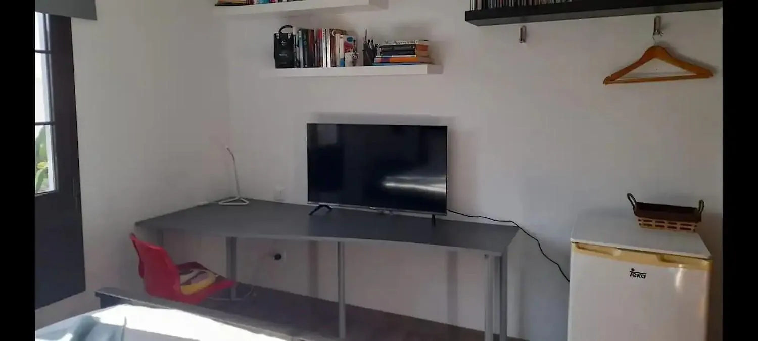 טגיסי Suite Bucica